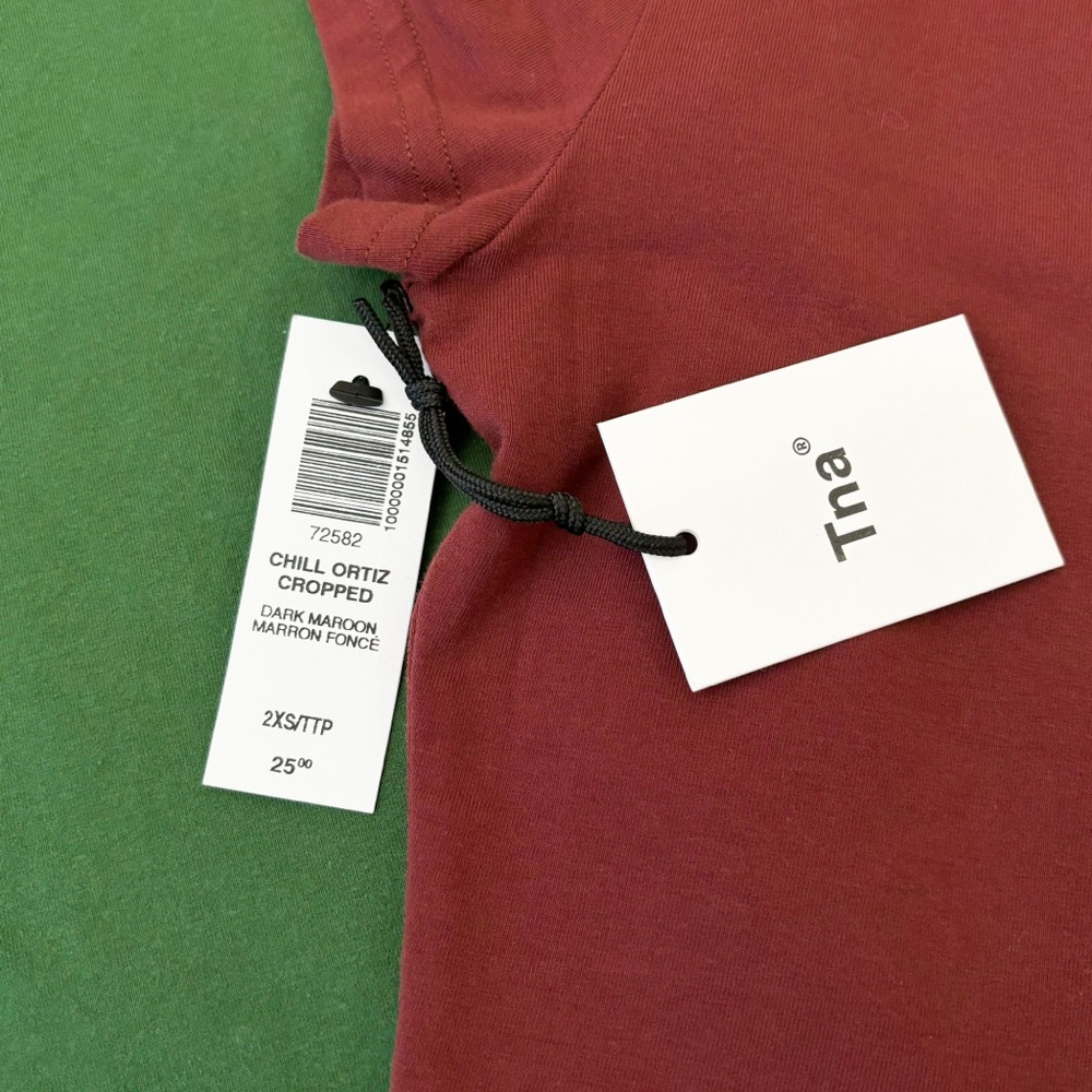 Bundle of 3 Aritzia Ortiz tops - Picture 4 of 10